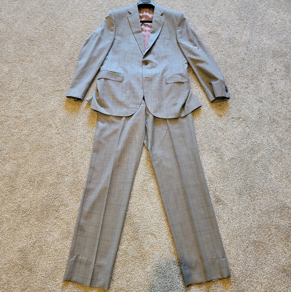 Ermenegildo Zegna 2-Piece Suit, Beige Checks, Size 42R - Picture 6 of 15